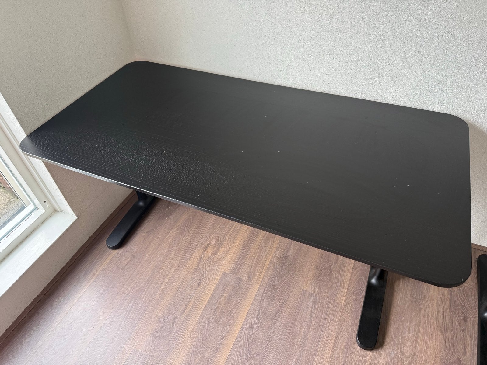 IKEA Bekant Bureau - Zwart 160cm & 120cm, Ophalen, Zwart, Spaanplaat of MDF, Zo goed als nieuw