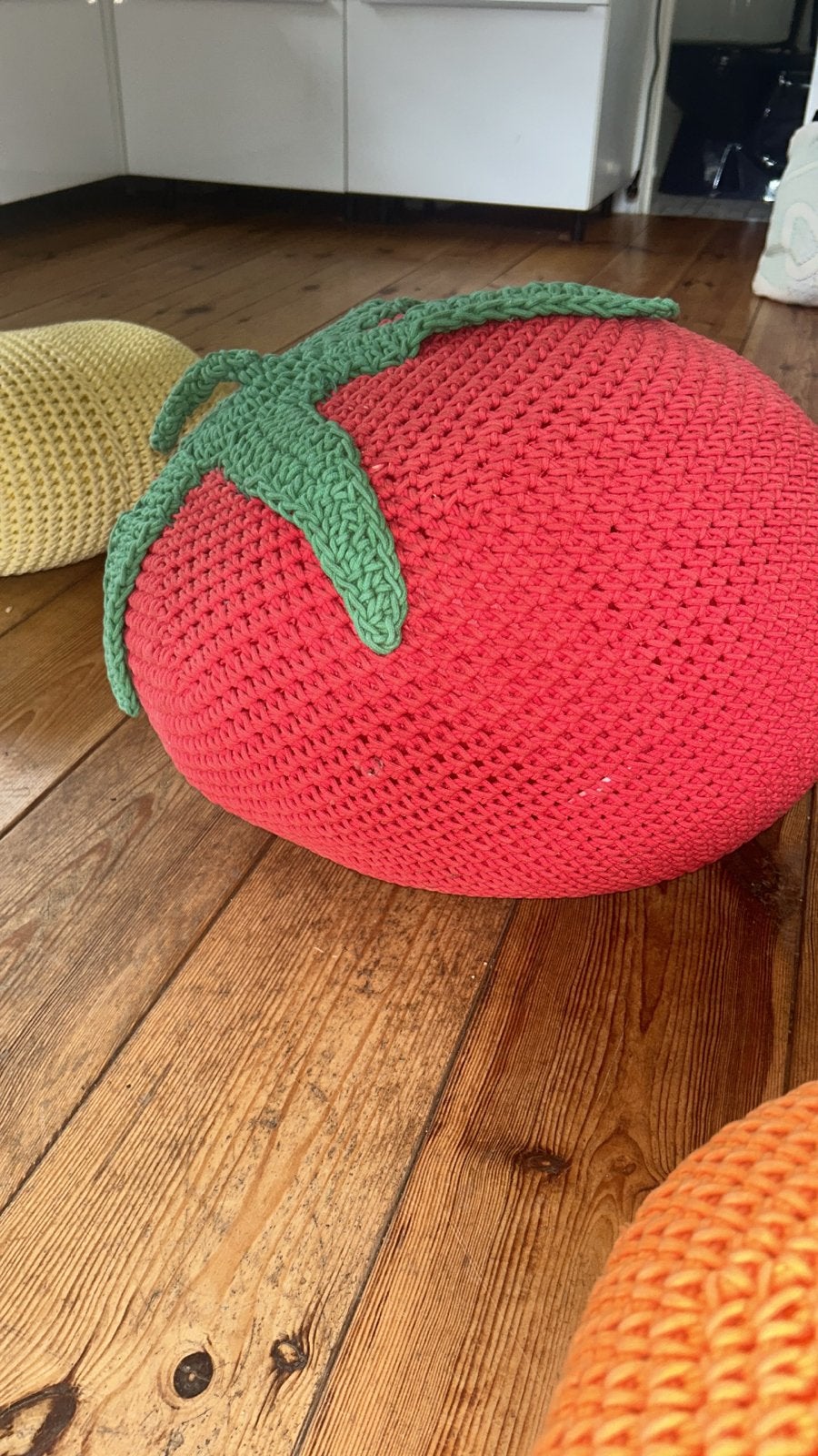 Anne Claire Petit XXL Tomaat Gehaakte Poef/Kussen, Ophalen, Overige stijlen, Zo goed als nieuw, Rood
