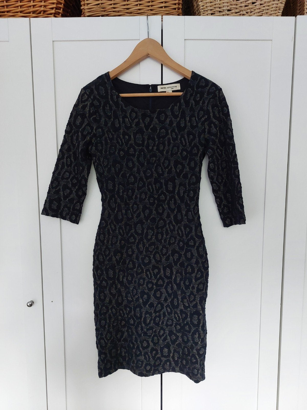 Reiss NINETEEN SEVENTY-ONE jurk met panterprint, Kleding | Dames, Reiss, Blauw, Ophalen of Verzenden, Zo goed als nieuw