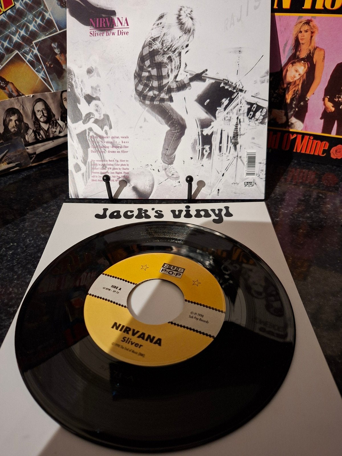 Nirvana - Sliver b/w Dive 7 inch vinyl single  2011, Cd's en Dvd's, 7 inch, Ophalen of Verzenden, Zo goed als nieuw, Beschermende buitenhoes