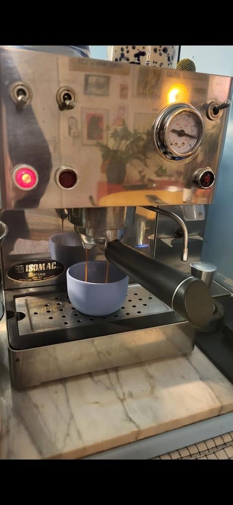 Isomac Giada Espressomachine - Compact en Krachtig, Ophalen, Gebruikt, Espresso apparaat, Gemalen koffie