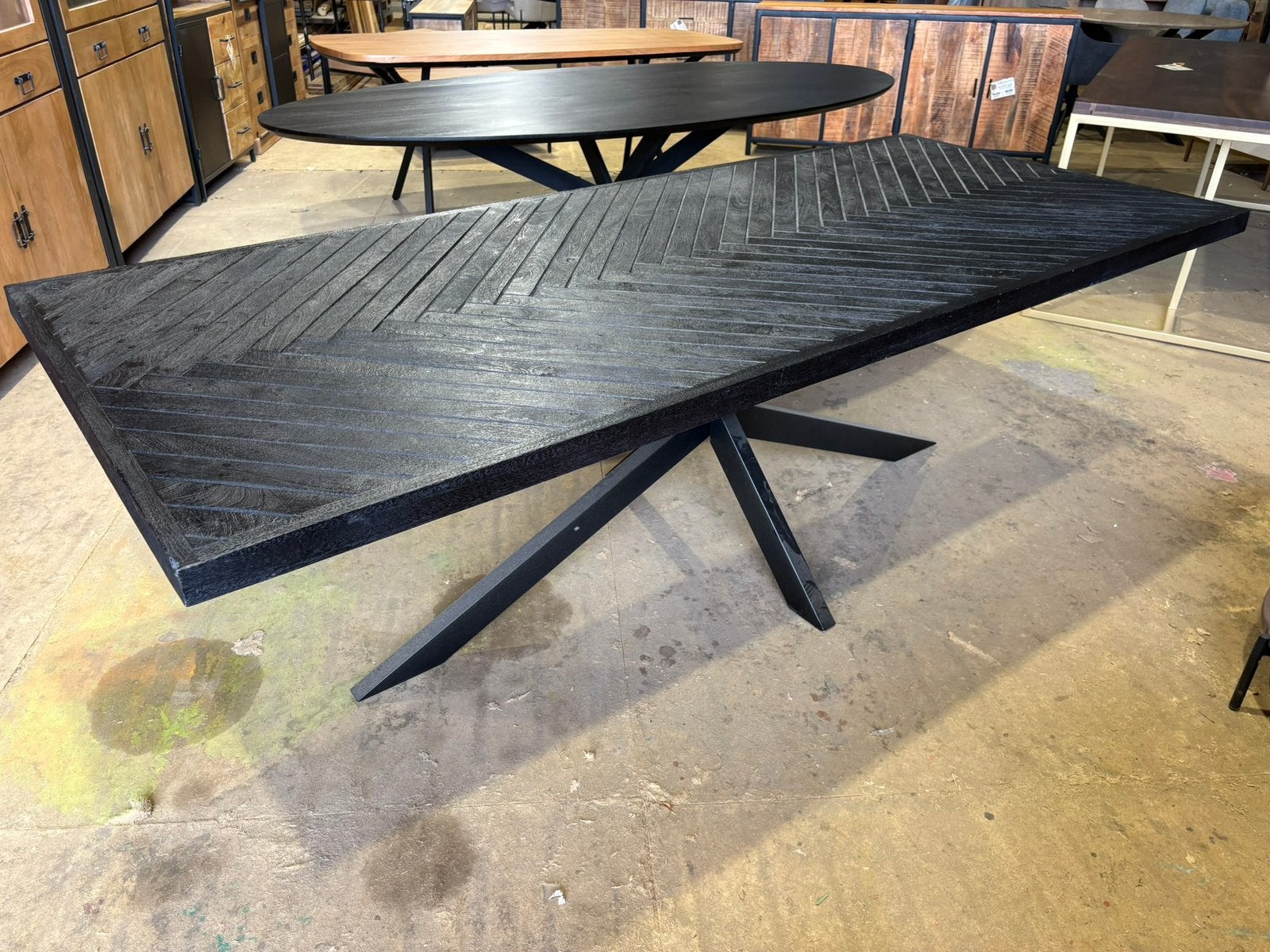 Visgraat eettafel 240 cm – NIEUW, Huis en Inrichting, Tafels | Eettafels, Ophalen, 200 cm of meer, 50 tot 100 cm, Zo goed als nieuw