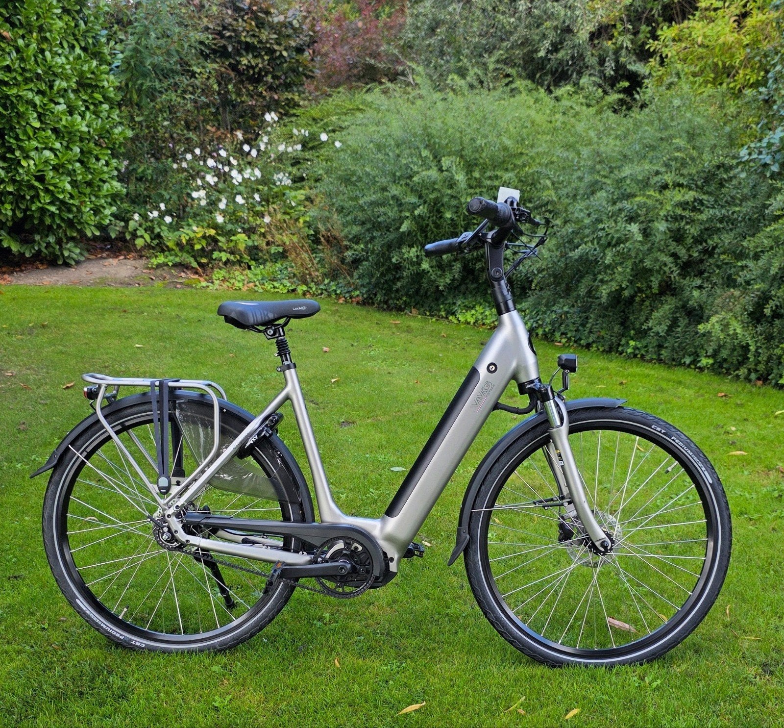 E-bike VMG Élégance Premium Belt N8 / 479 km / 2025, Zo goed als nieuw, 50 km per accu of meer, 55 tot 59 cm, Ophalen