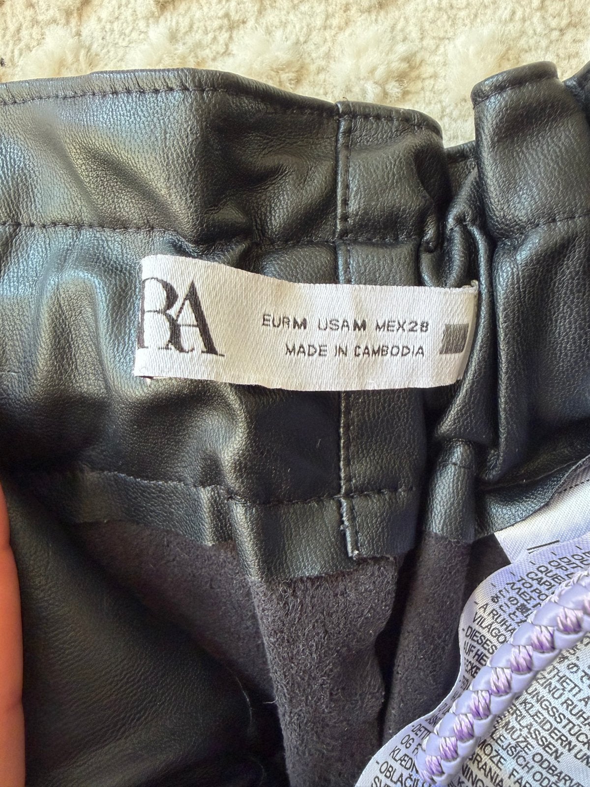 Zara Faux Leren Broek Zwart - Maat M, Maat 38/40 (M), Zwart, Ophalen of Verzenden, Zo goed als nieuw