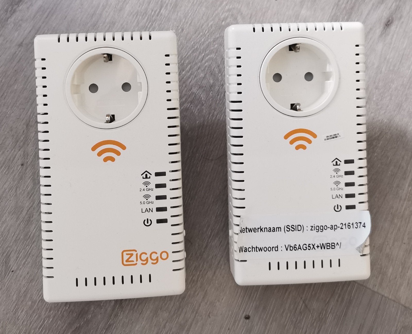 Wifi Powerline Adapters (2 stuks), Computers en Software, Powerlines, Ophalen of Verzenden, Zo goed als nieuw, Ziggo