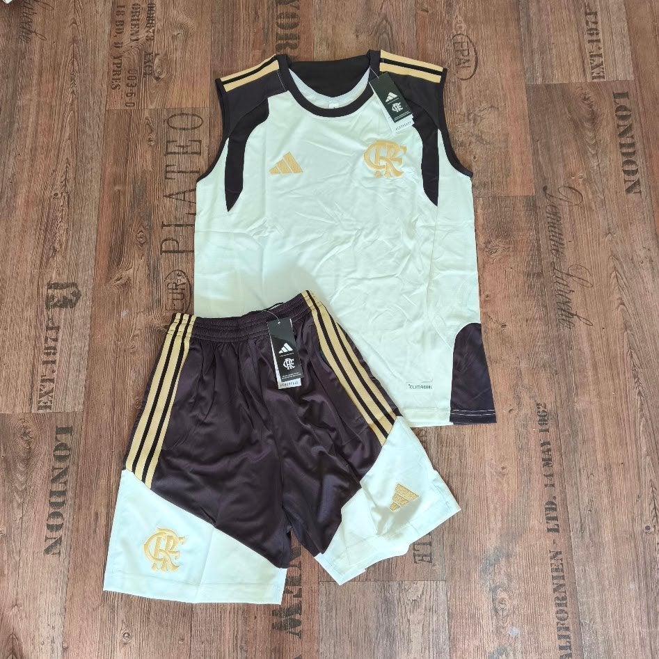 Flamengo trainingstenue trainingspak korte broek maat S, Sport en Fitness, Maat S, Verzenden, Nieuw, Set