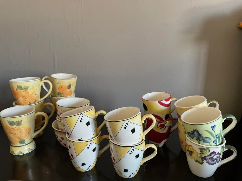 VIC’S hand painted kopjes en schaaltjes, Ophalen of Verzenden, Overige stijlen, Kop(pen) en/of Schotel(s)
