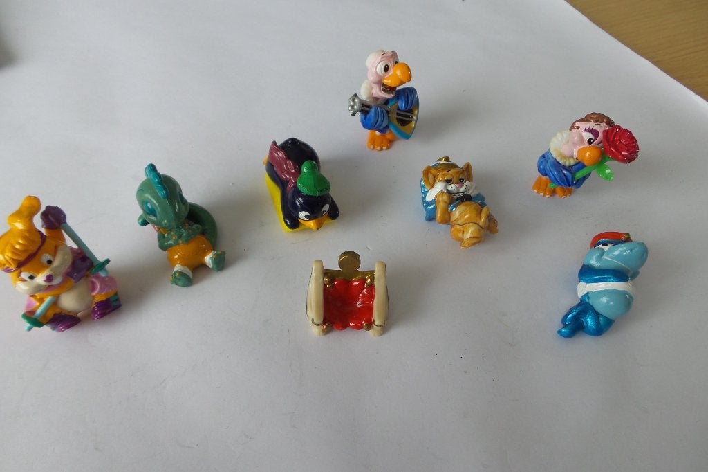 poppetjes en figuurtjes Ferrero, Ophalen of Verzenden, Zo goed als nieuw