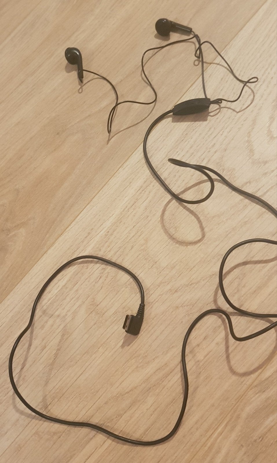 Samsung oordopjes oudere model mobiele telefoon oordopje, Zwart, In gehoorgang (in-ear), Verzenden, Zo goed als nieuw