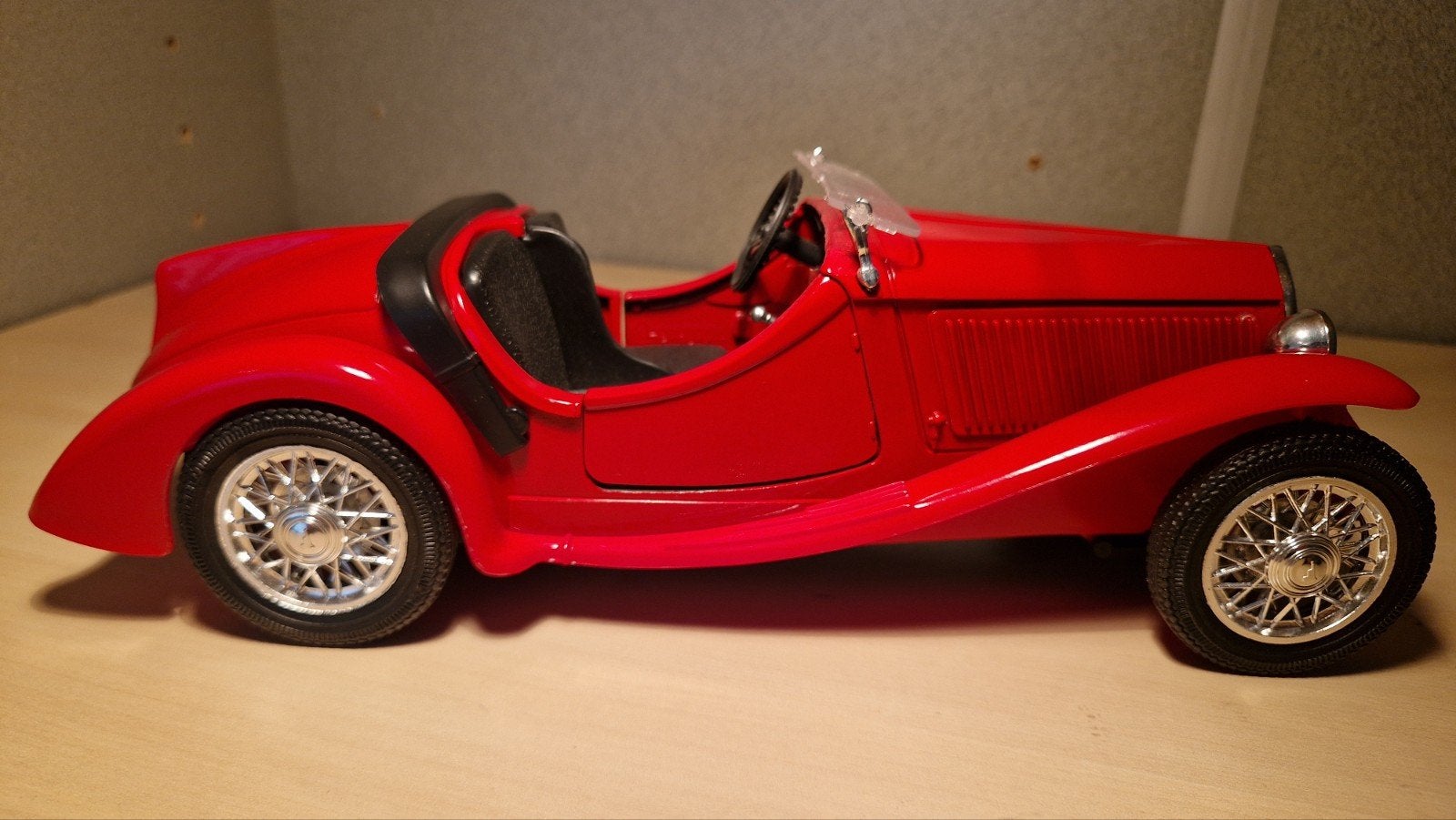 Prachtige rode Fiat Balilla modelauto, Ophalen of Verzenden