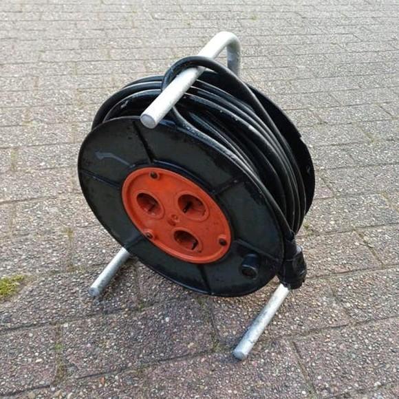 Professionele kabelhaspel 25m, neopreen, 3x2,5mm², Ophalen of Verzenden, Gebruikt, Kabel of Snoer