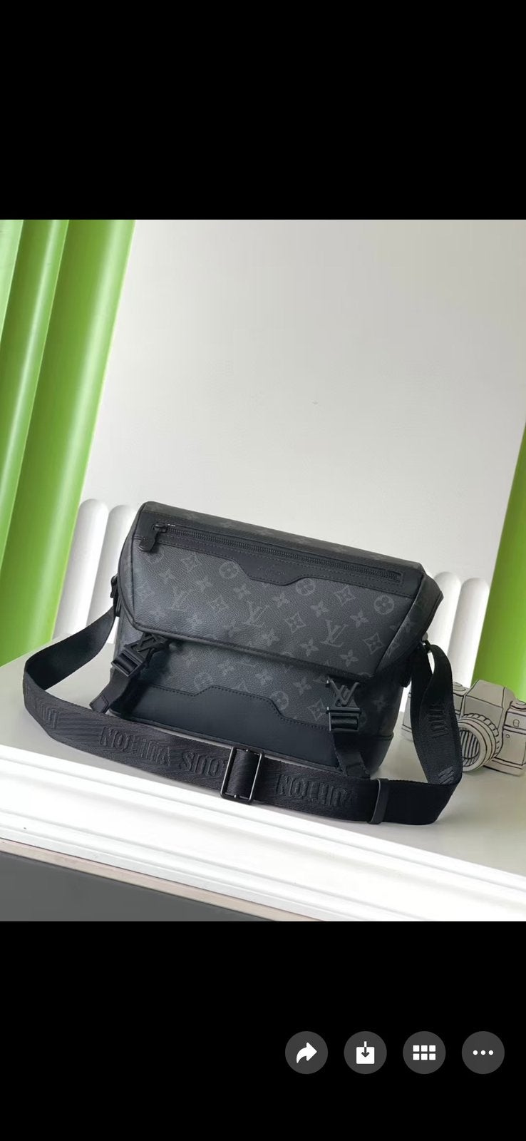 Louis vuitton schoudertas zijtas messengerbag aktetas, Ophalen of Verzenden, Zo goed als nieuw, Zwart