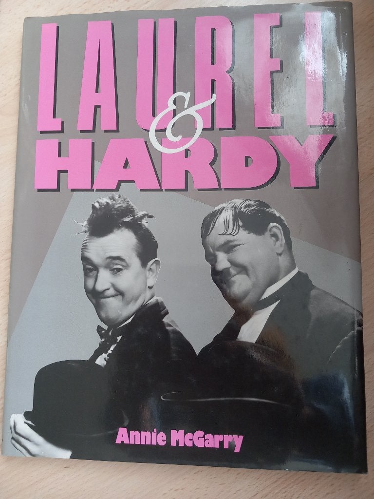 Laurel & Hardy, Ophalen of Verzenden, Zo goed als nieuw, Tv, Gebruiksvoorwerp