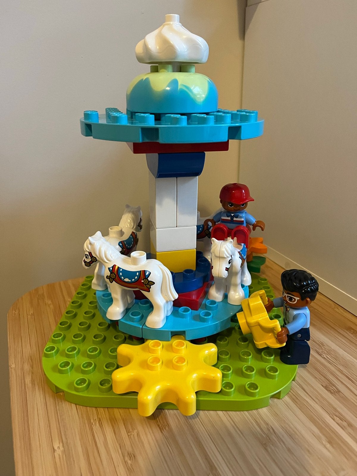 Duplo Kermis Set - Draaimolen en Glijbanen, Ophalen, Inclusief minifiguren, Gebruikt, Duplo