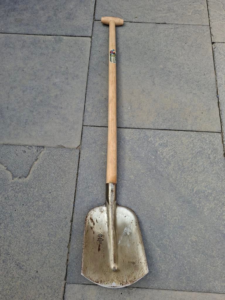 Schop met Houten Steel - Ideaal voor Tuinwerk tuinieren, Tuin en Terras, Ophalen, Gebruikt, Schop, Onbekend