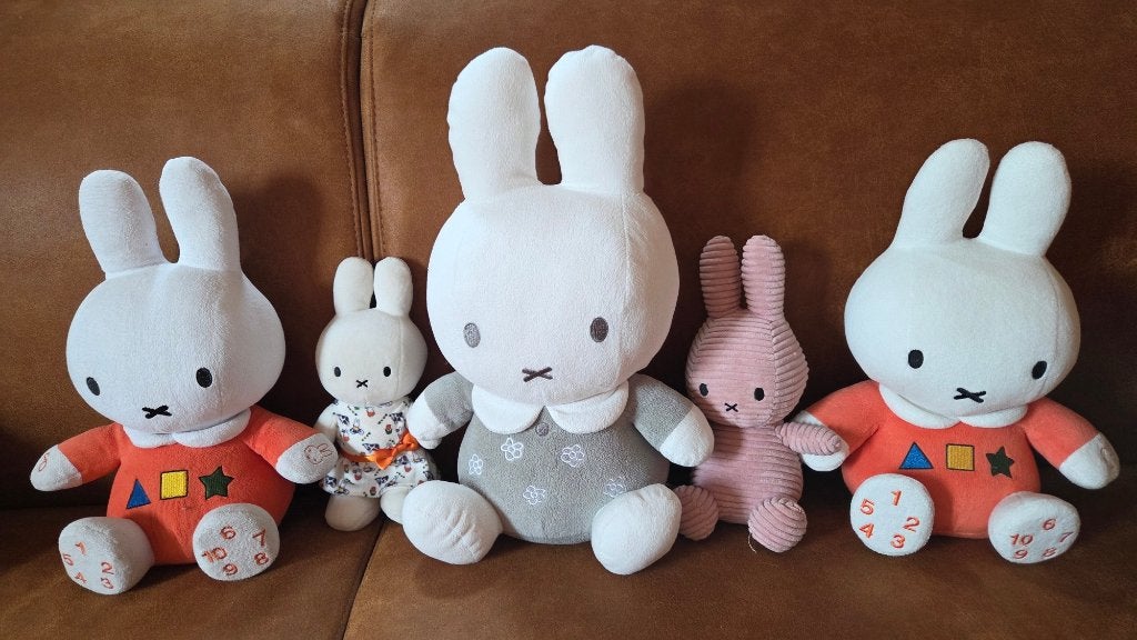 GROTE Nijntje knuffels leer&muziek of Nijntje rammelaar, Kinderen en Baby's, Met geluid, Konijn, Nijntje, Ophalen of Verzenden