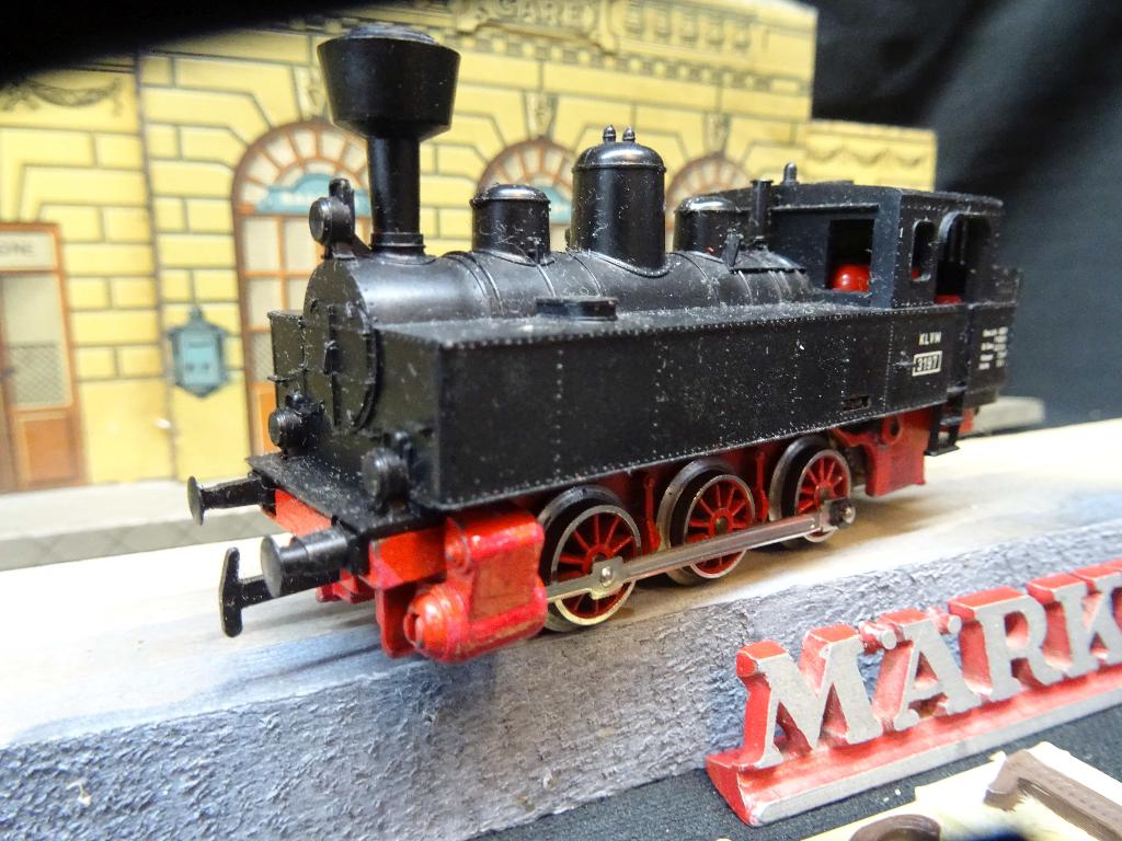 061=Marklin 3090-2 rangeer tender loc. 135, Hobby en Vrije tijd, Modeltreinen | H0, Wisselstroom, Locomotief, Ophalen of Verzenden