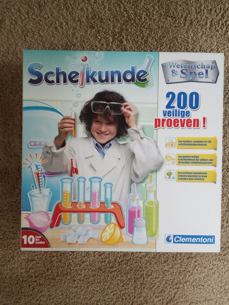Scheikundedoos Clementoni, Kinderen en Baby's, Speelgoed | Educatief en Creatief, Ophalen of Verzenden, Gebruikt, Ontdekken