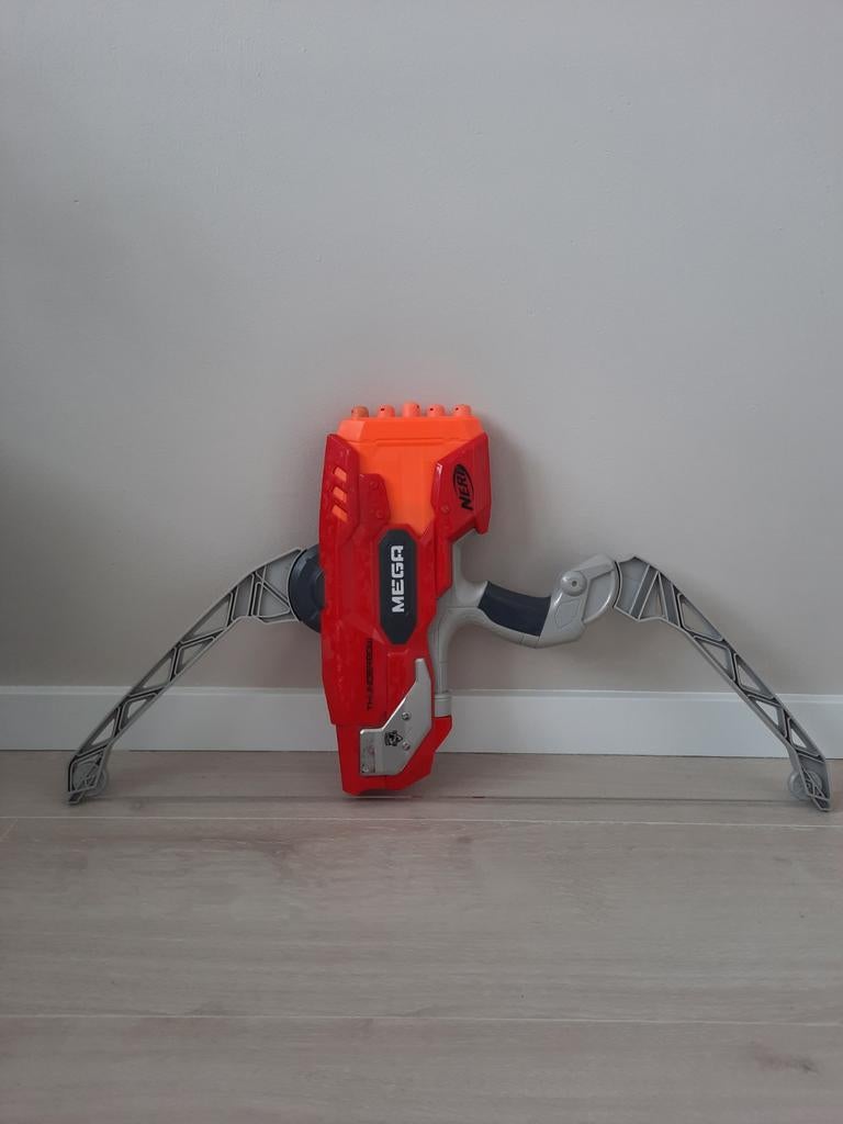 Nerf Mega Thunderbow Blaster - Boogschieten Plezier!, Kinderen en Baby's, Speelgoed | Buiten | Actiespeelgoed, Gebruikt, Ophalen