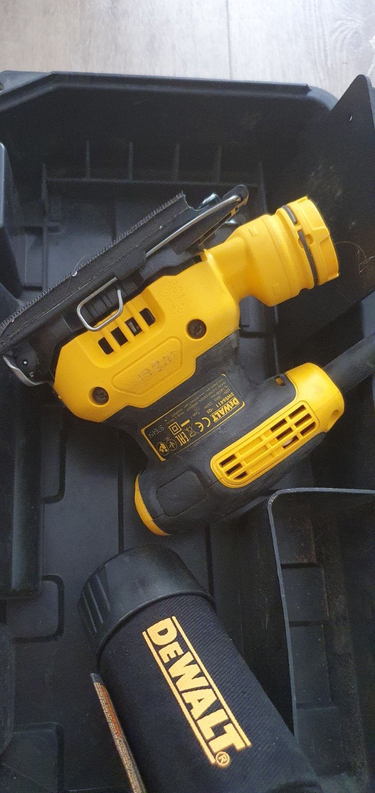 DeWalt vlakschuurmachine NIEUW, Ophalen, Nieuw, 400 tot 600 watt, Boormachine