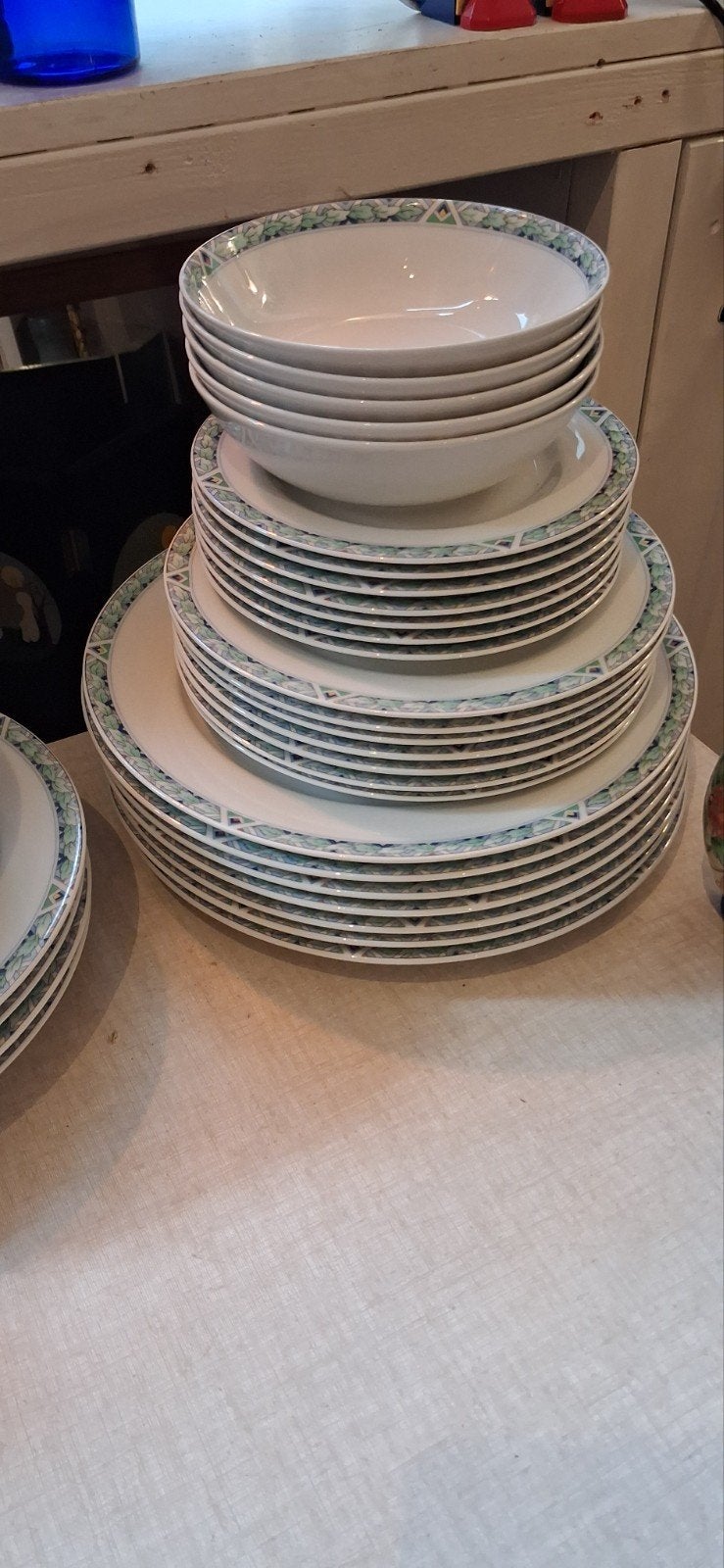 Arzberg Servies - Borden en Schalen, Arzberg, Gebruikt, Arzberg Porzellan GmbH, Postfach 1260, 95622 Arzberg, Duitsland, Bord(en)