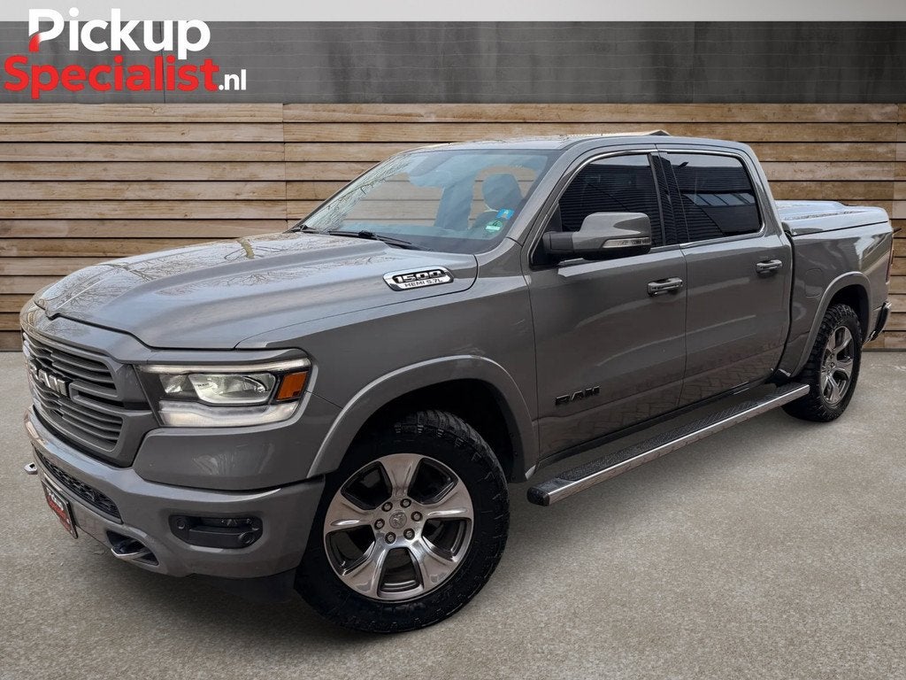Dodge Ram 1500 5.7 V8 4x4 Crew Cab Laramie COMPLETE HISTORIE, Auto's, Automaat, 5654 cc, 2626 kg, Stoelverwarming