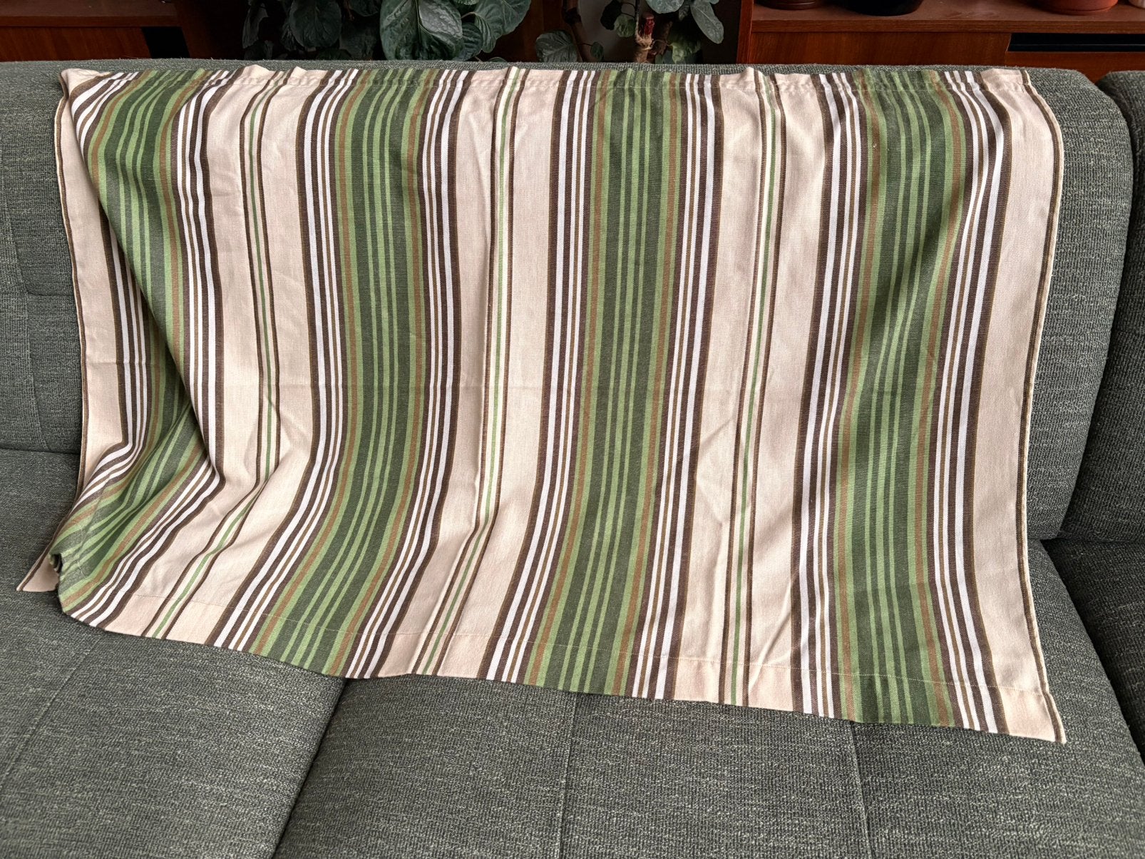 Vintage / retro gordijntje, Huis en Inrichting, Ophalen of Verzenden, Gebruikt, 117 cm, 77 cm