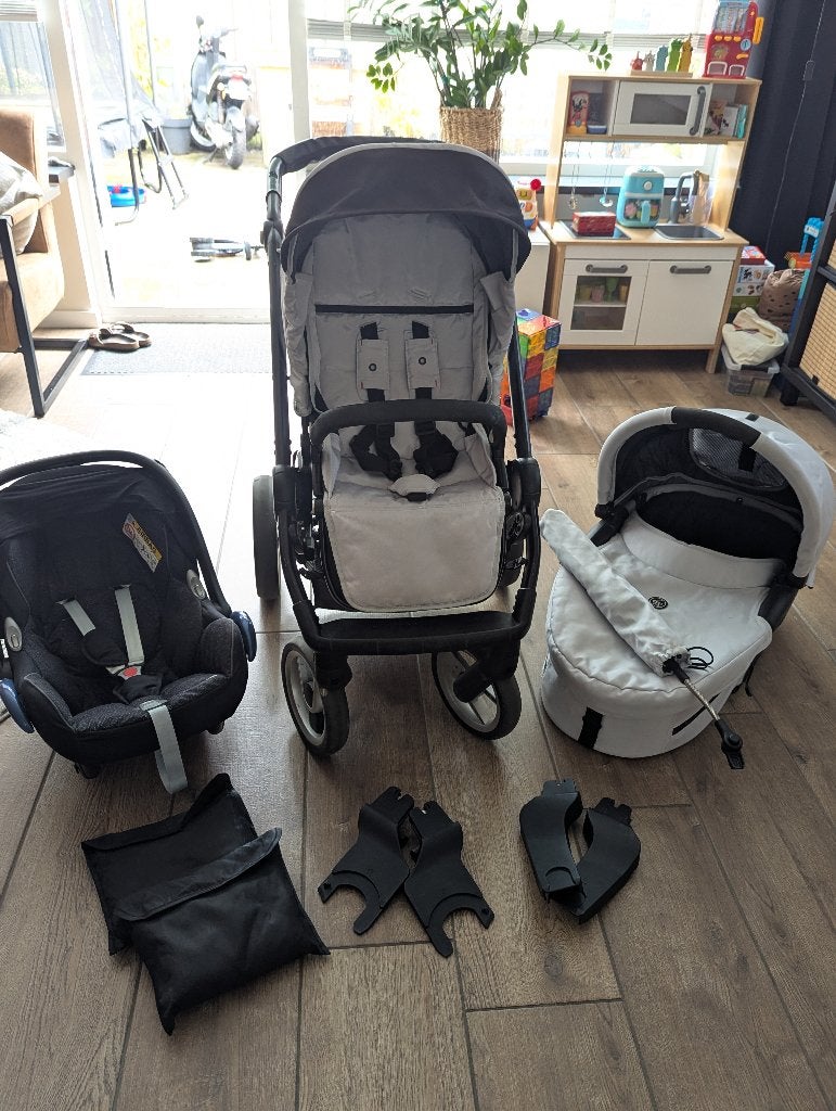 Mutsy Evo kinderwagen compleet, Ophalen, Gebruikt, Combiwagen, Mutsy
