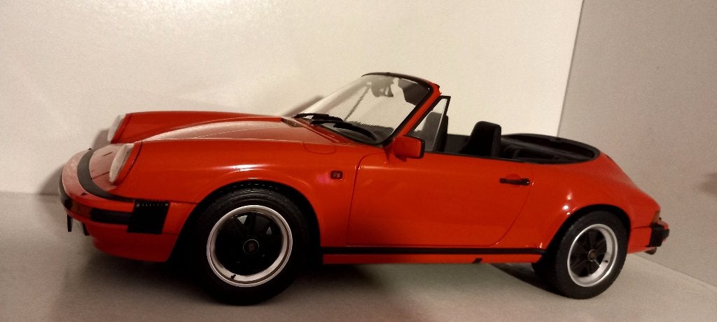 1/12 Porsche 911 Carrera 3.2 Cabriolet Indian Red 1983, Hobby en Vrije tijd, Modelauto's | 1:5 tot 1:12, Ophalen of Verzenden