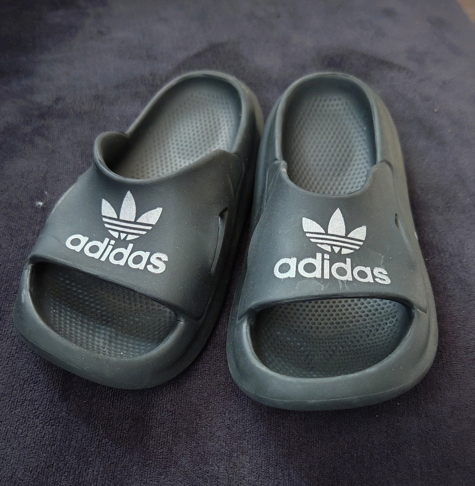 Adidas Adilette Clogs - Maat 38-39, Ophalen of Verzenden, Zo goed als nieuw, Zwart
