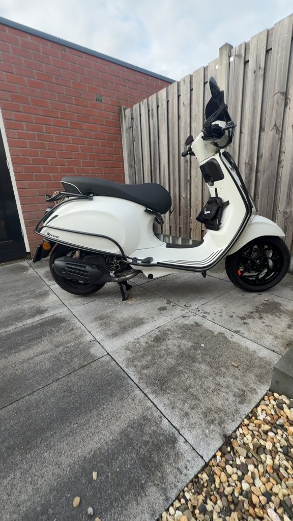 Vespa sprint facelift model 2025, Fietsen en Brommers, Scooters | Vespa, Ophalen, Maximaal 45 km/u, Vespa S, 49 cc