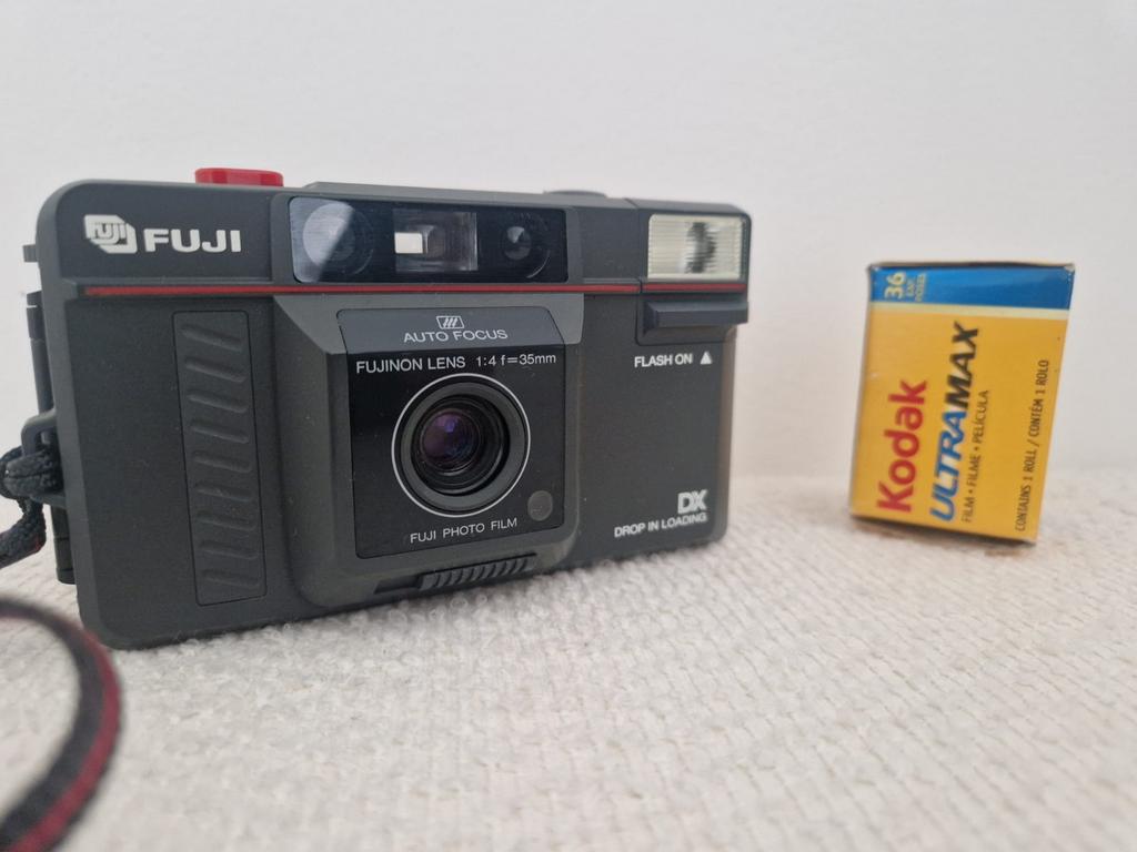 Fuji camera, Ophalen of Verzenden, Zo goed als nieuw, Compact, Fuji