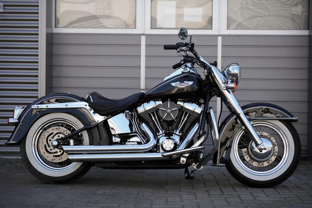 Harley Davidson FLSTNI Softail Deluxe De luxe