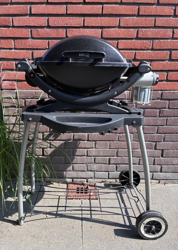 Weber gasbarbecue INCL onderstel, hoes, 2xgas en accessoires, Ophalen, Gebruikt, Weber