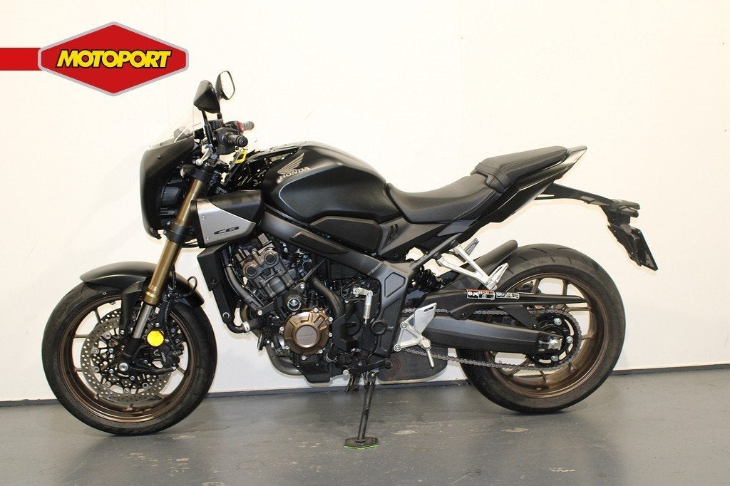 Honda CB 650 R E Clutch (bj 2025), Bedrijf, Mc.benelux@honda-eu.com, Toermotor, Doornveld 180
B-1731  Zellik, BE