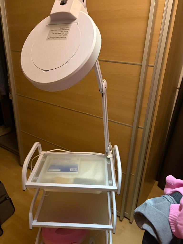 Lamp met  loep, Hobby en Vrije tijd, Vergrootglazen, Loepen en Loeplampen, Zo goed als nieuw, Loeplamp, Ophalen of Verzenden