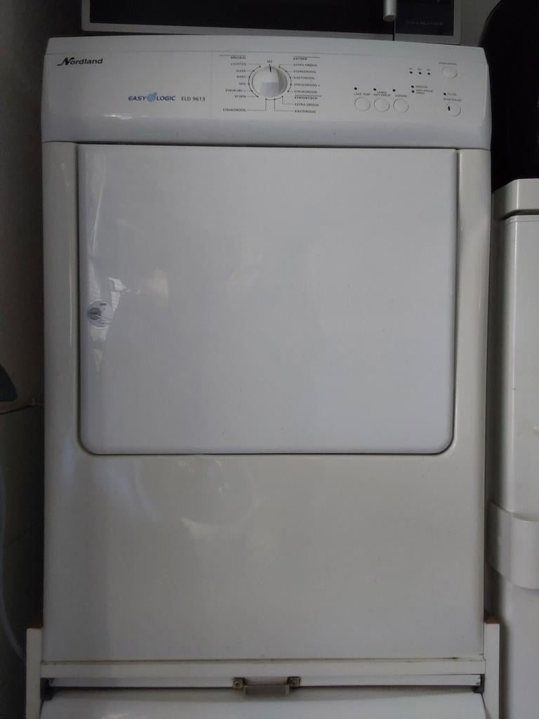 Wasdroger, Witgoed en Apparatuur, Wasdrogers, Ophalen, 6 tot 8 kg, Gebruikt, Luchtafvoer