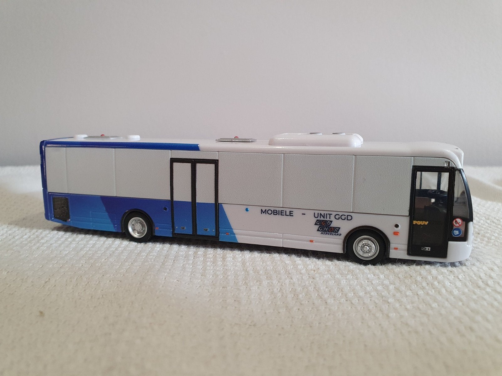 VDL Berkhof Ambassador Pouw Vervoer/ GGD 1:87, Ophalen of Verzenden, Nieuw, Bus of Vrachtwagen, Efsi