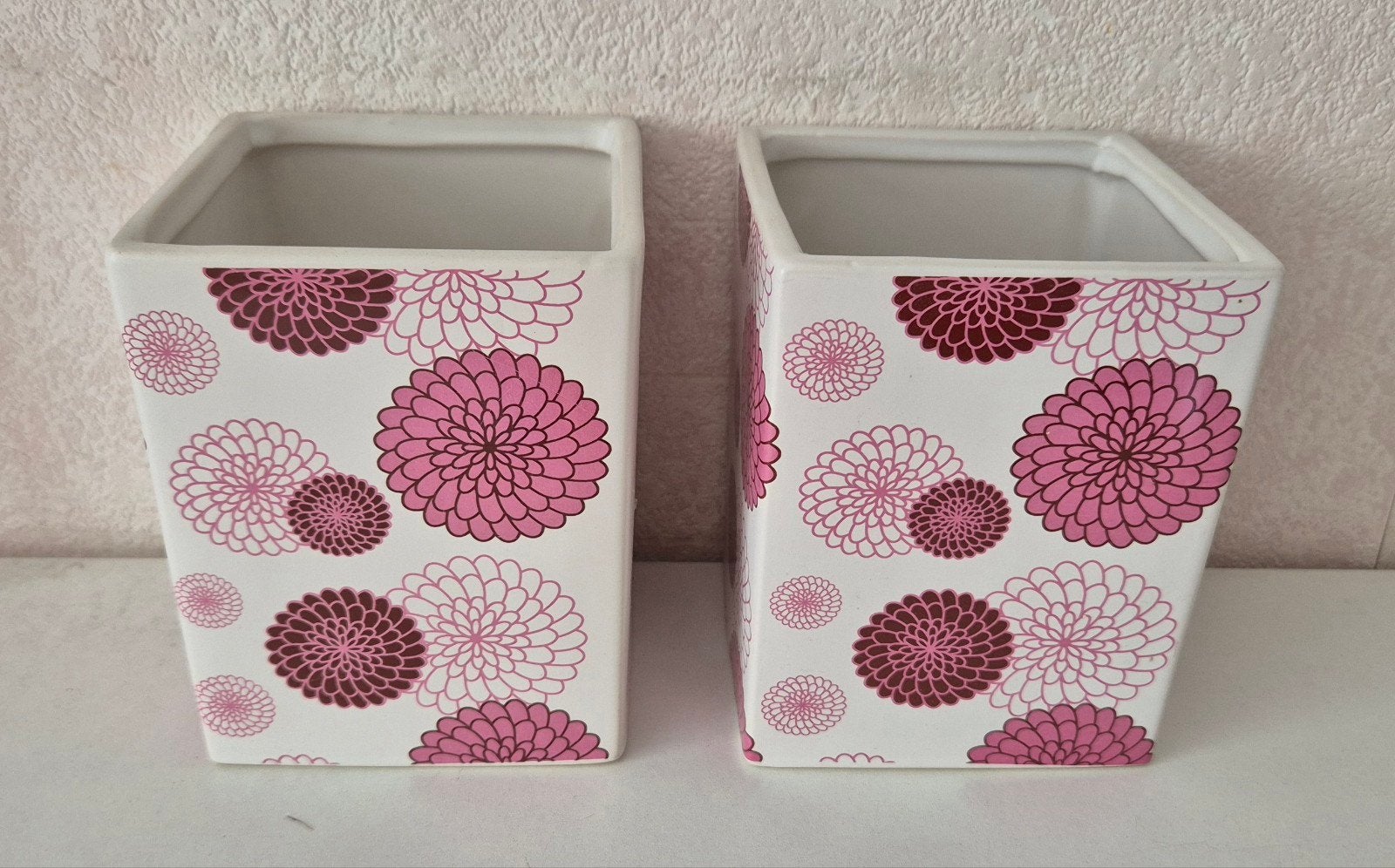 2 bloempotten, Ophalen, Zo goed als nieuw, Aardewerk