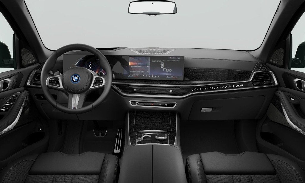 BMW X5 xDrive50e - M-Sport - M-zetels - Pano - Trekhaak - Dr, 12 maanden, Gebruikt, 2395 kg, Bedrijf