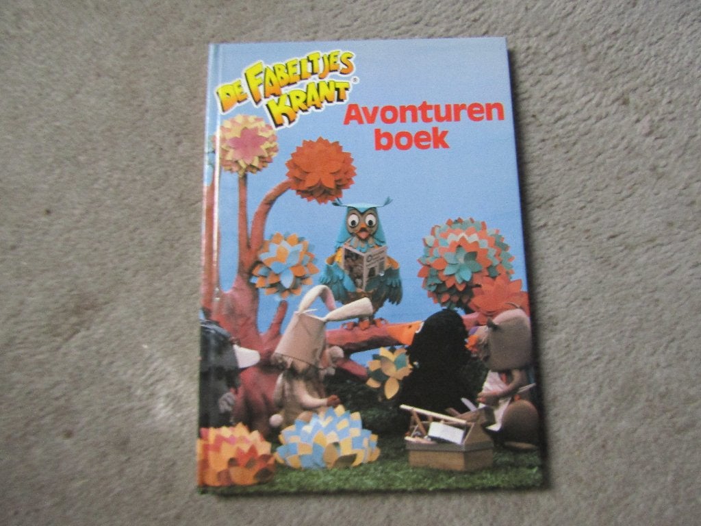 Boek: Fabeltjeskrant - avonturenboek, Boeken, Ophalen of Verzenden, Gelezen, Fictie algemeen