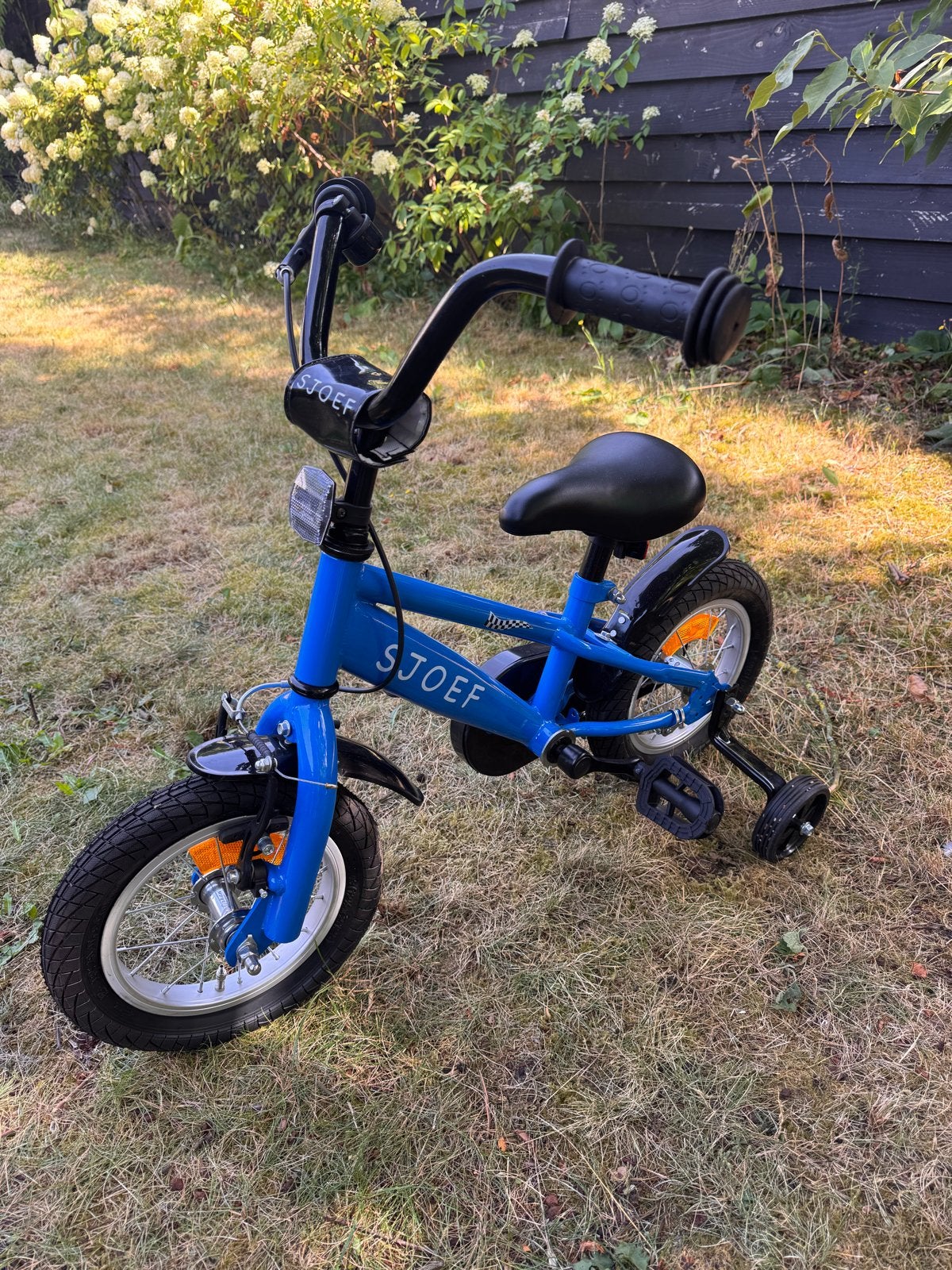 SJOEF kinderfiets blauw met zijwieltjes - Zo goed als nieuw, Fietsen en Brommers, Fietsen | Kinderfietsjes, Ophalen, Zijwieltjes