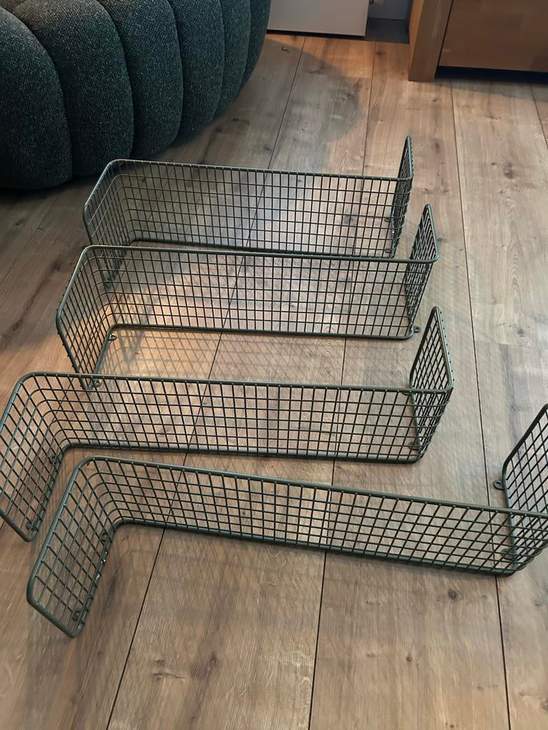 4x IKEA SVENSHULT wandplank, grijsgroen, 60x20 cm, Ophalen, Zo goed als nieuw