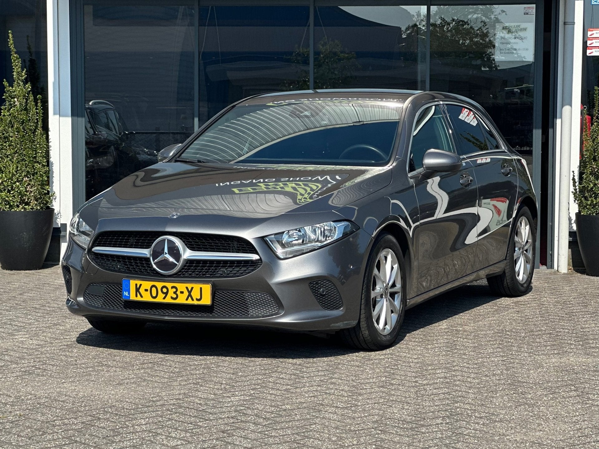 Mercedes-Benz A-klasse 220 Launch Edition Premium, Auto's, Mercedes-Benz, Gebruikt, Euro 6, Automatische klimaatregeling, Leder
