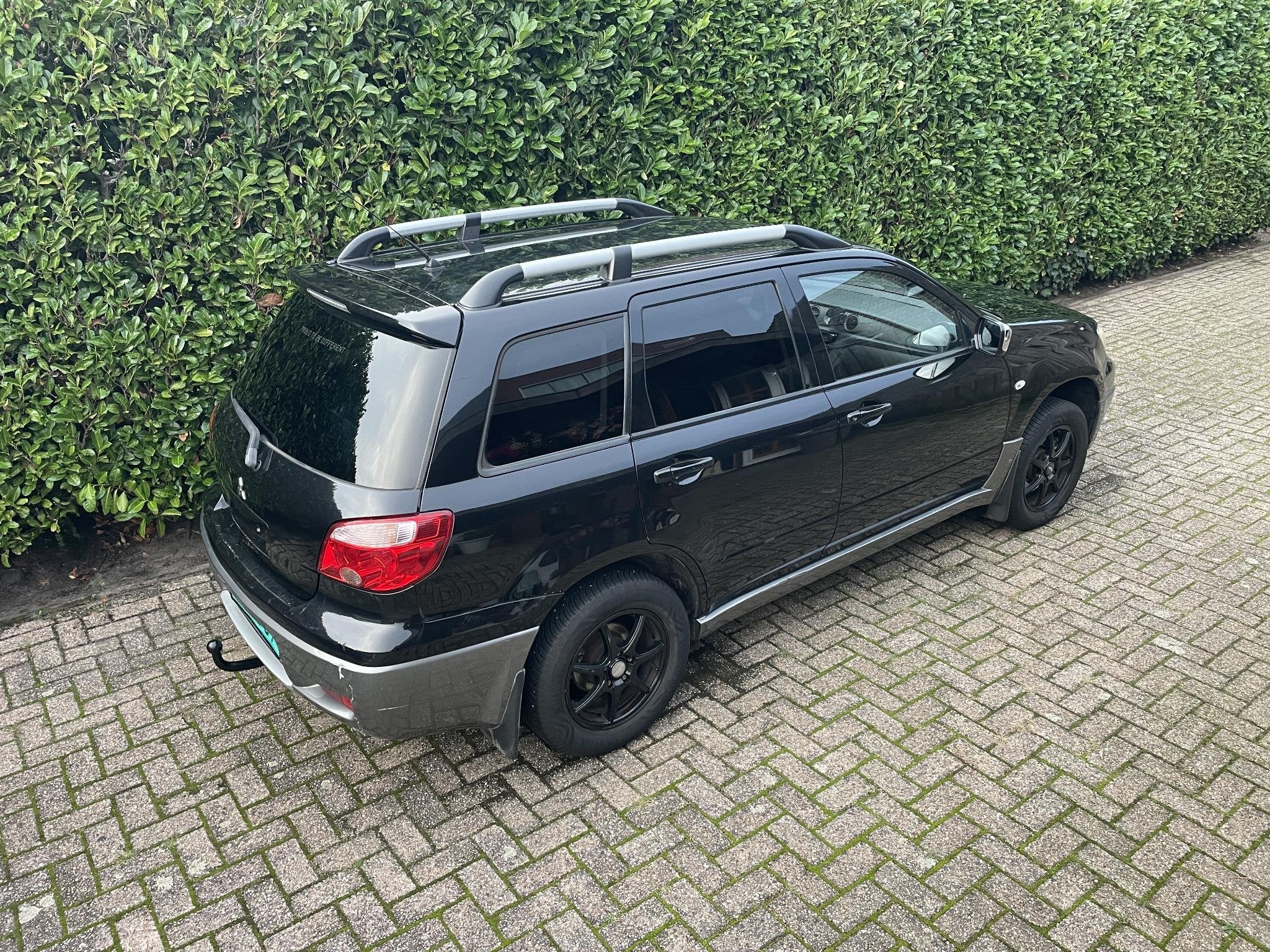 Mitsubishi Outlander Sport OUTLANDER SPORT MPI 2.0 Invite+ A, Auto's, Voorwielaandrijving, 4 cilinders, Met garantie (alle), Zwart
