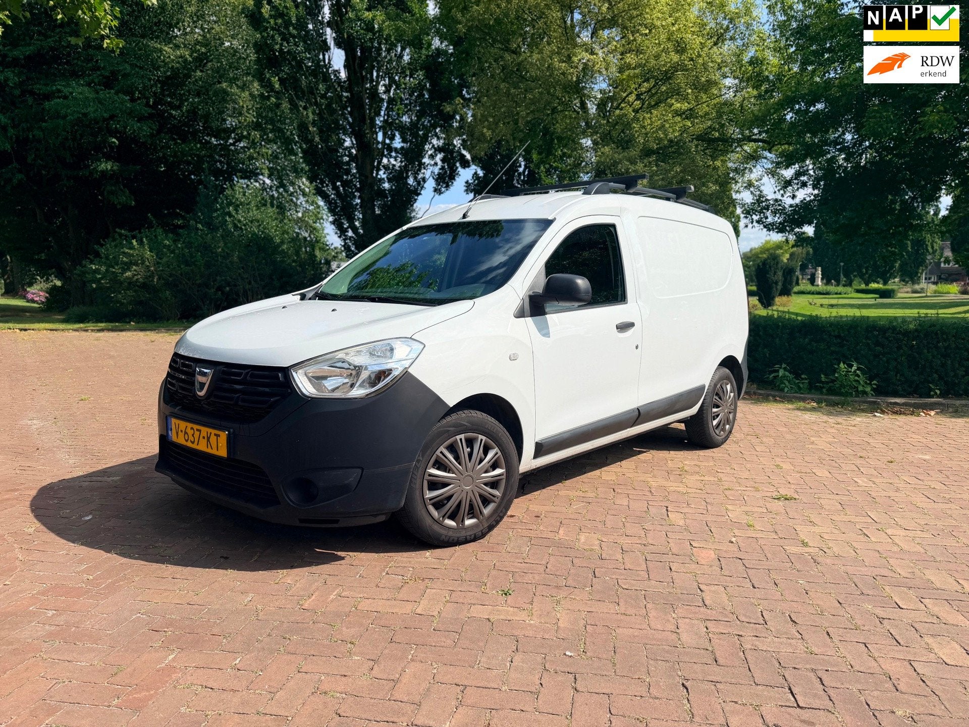 Dacia Dokker 1.5 dCi 75 Ambiance | Trekhaak | Airco | NAP, Auto's, Dealer onderhouden, Stof, Gebruikt, 4 cilinders
