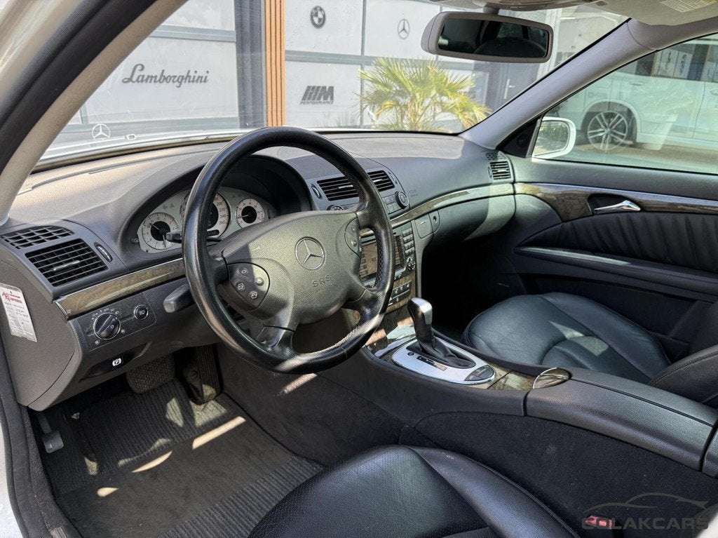 Mercedes E-klasse 350 Avantgarde-V6-Airco-Schuifdak-NieuwAPK, Auto's, Automaat, Achterwielaandrijving, Gebruikt, Euro 4