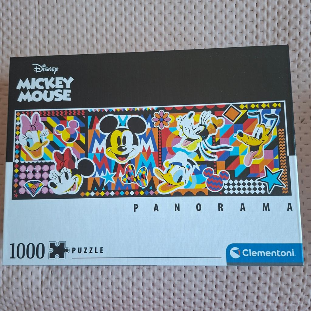 Disney puzzel Mickey Mouse panorama 1000 stukjes, Ophalen of Verzenden, 500 t/m 1500 stukjes, Zo goed als nieuw