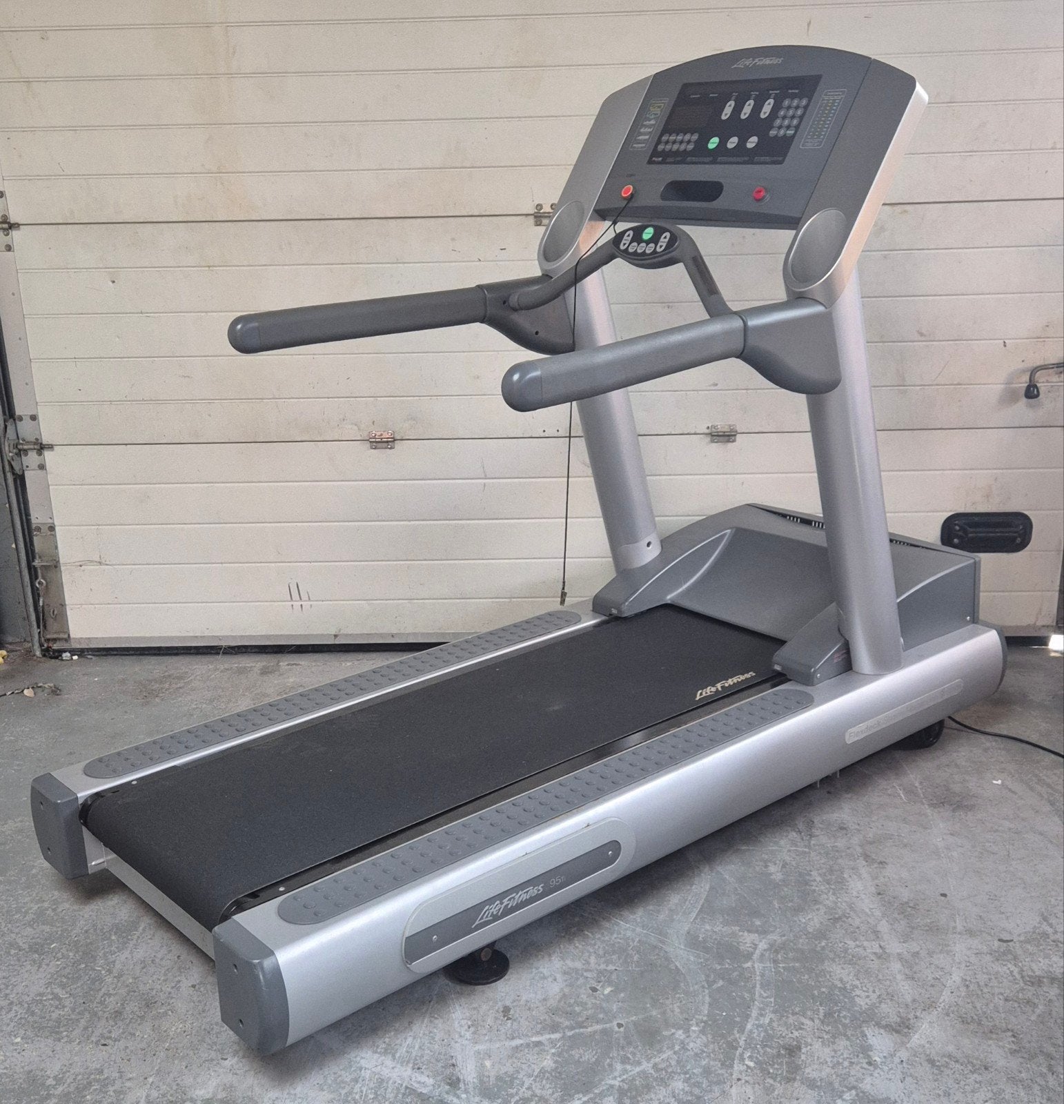 Life Fitness 95Ti professionele loopband, Ophalen, Life Fitness, Gebruikt, N.v.t