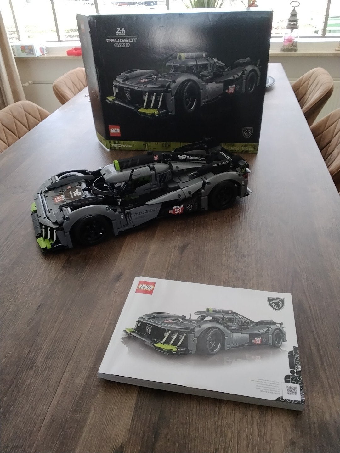 LEGO Technic Peugeot 9X8 24H Le Mans Hybrid Hypercar, Ophalen, Zo goed als nieuw